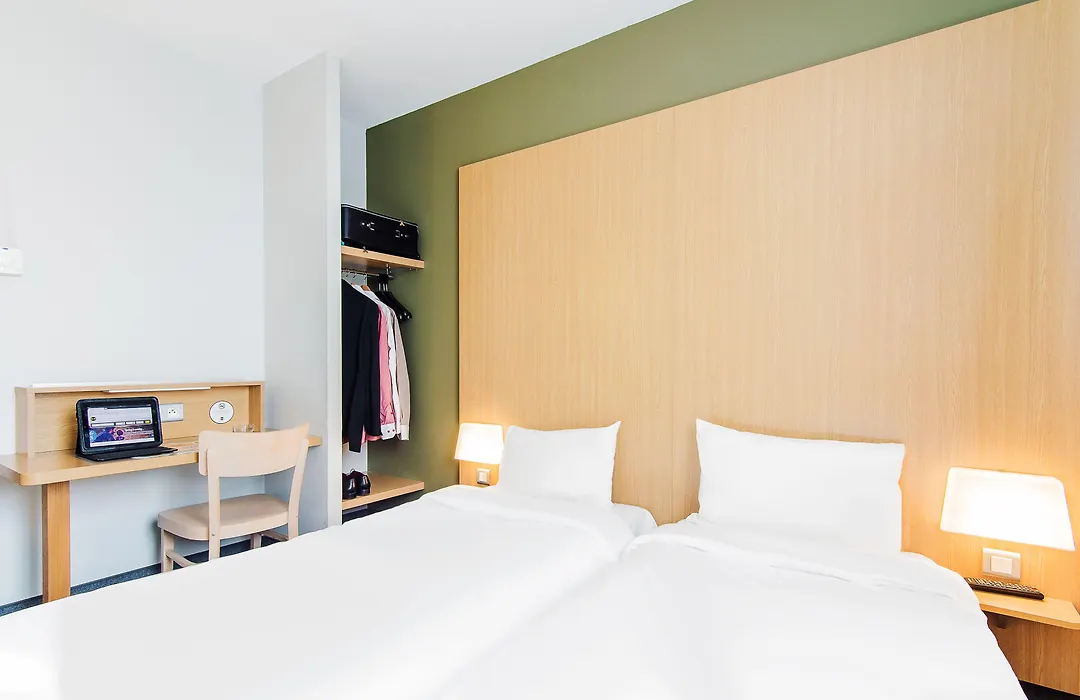 B&B Hotel Toulouse Basso Cambo-1